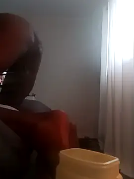 Melaneighted online show from April 9, 2026, 7:09 pm