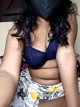 Shivani Tivari online show from November 9, 2025, 6:01 pm