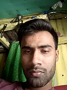 Snapshot of Skinny_Bigass_23 chatting on March 6, 2025, 5:33 pm Skinny Bigass 23 online show from March 6, 2025, 5:33 pm