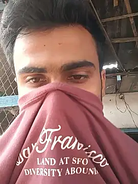 Snapshot of Skinny_Bigass_23 chatting on March 20, 2025, 7:25 am Skinny Bigass 23 online show from March 20, 2025, 7:25 am