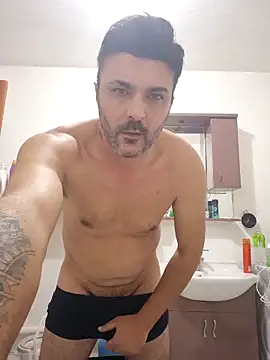 hot man eray online show from November 27, 2025, 7:36 pm