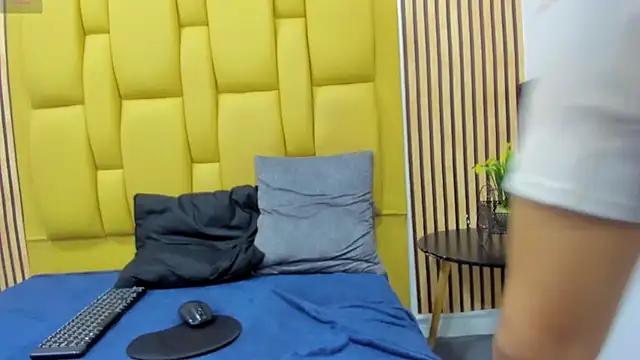 mikeegun online show from March 3, 2025, 12:28 pm