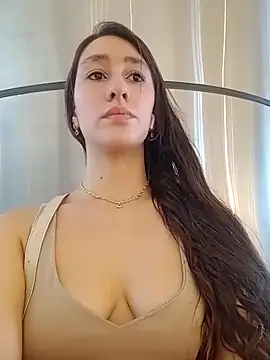 Snapshot of Catalinna_Thompson chatting on March 5, 2025, 6:01 pm Catalinna Thompson online show from March 5, 2025, 6:01 pm