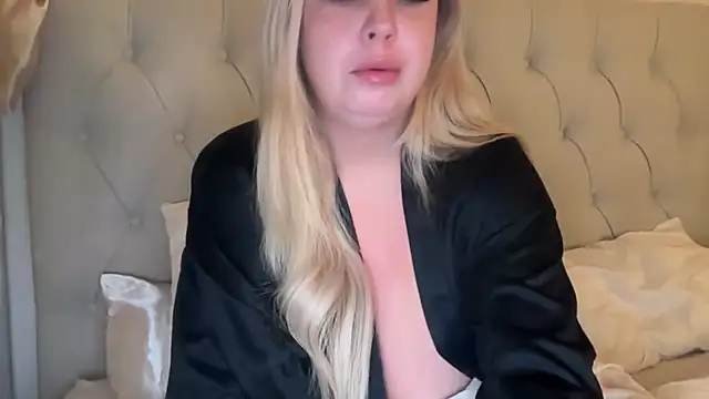 blairbella online show from October 27, 2025, 4:57 am