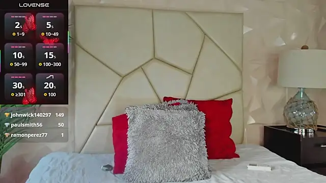 Valery Diamond online show from November 17, 2025, 9:41 pm