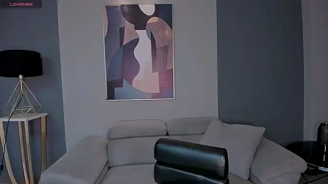Snapshot of AlinaKravitz chatting on June 3, 2026, 6:45 pm AlinaKravitz online show from June 3, 2026, 6:45 pm