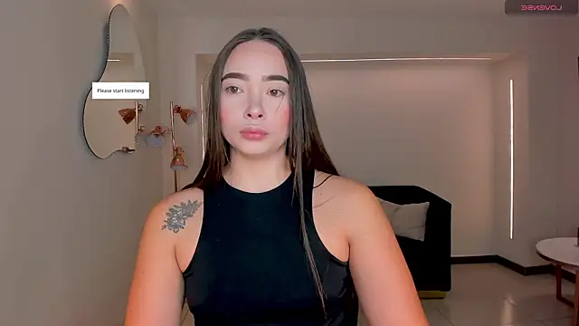 Snapshot of AlinaKravitz chatting on June 2, 2026, 12:05 pm AlinaKravitz online show from June 2, 2026, 12:05 pm