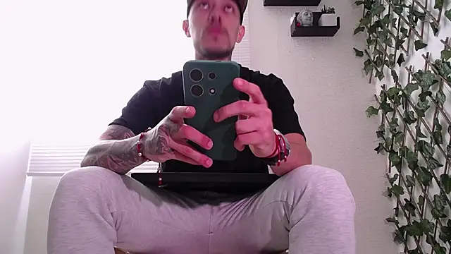 Jasson kingg online show from February 17, 2025, 3:33 pm