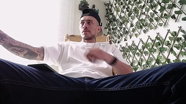 Jasson kingg online show from March 5, 2025, 5:39 pm