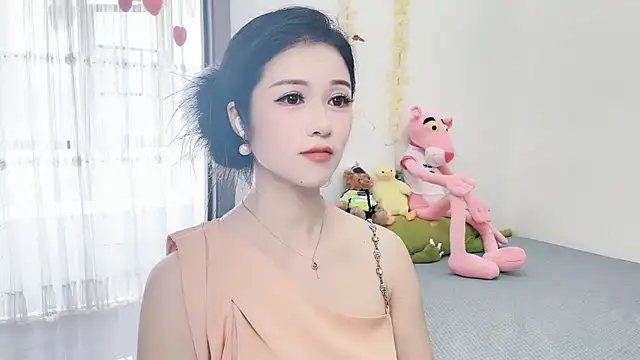 starsqimei online show from September 16, 2025, 5:19 am