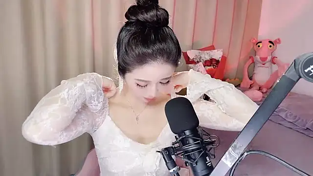 starsqimei online show from March 14, 2026, 5:35 am