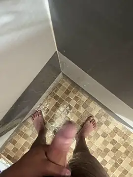 mylovetr1 online show from September 21, 2025, 11:32 pm