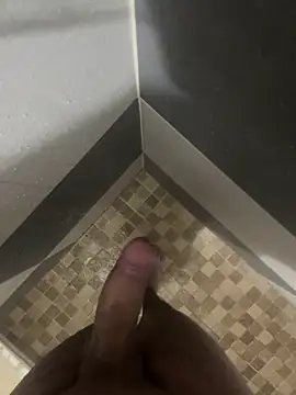 mylovetr1 online show from January 10, 2025, 6:42 am