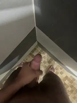 mylovetr1 online show from February 9, 2025, 6:01 am