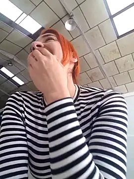 alexxxa69 online show from March 21, 2025, 3:35 pm