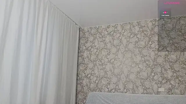 candy  boy online show from November 19, 2025, 3:17 am