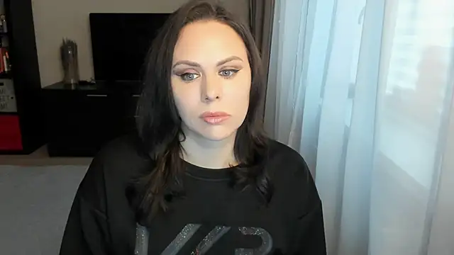 Snapshot of MollyCheiz chatting on November 13, 2025, 10:19 am MollyCheiz online show from November 13, 2025, 10:19 am