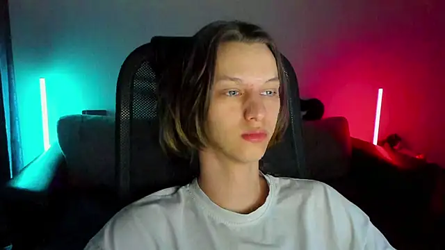 Ostin meow online show from April 8, 2026, 4:08 pm