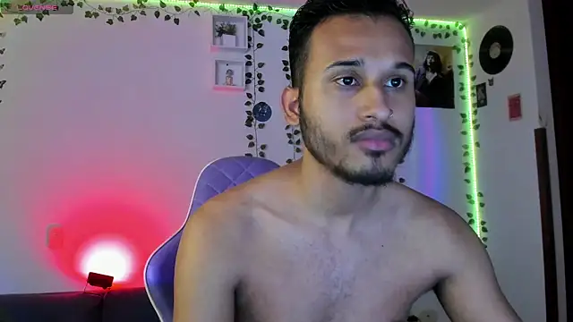 Raf brunette online show from January 11, 2025, 11:23 am