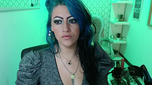 Snapshot of scarleth_blue chatting on March 21, 2025, 3:12 am scarleth blue online show from March 21, 2025, 3:12 am