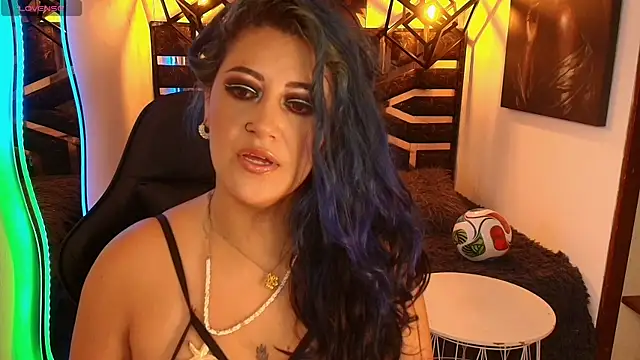 Snapshot of scarleth_blue chatting on July 9, 2026, 2:56 am scarleth blue online show from July 9, 2026, 2:56 am