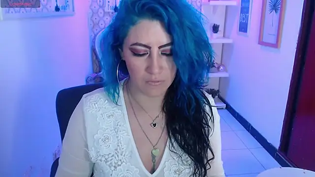 Snapshot of scarleth_blue chatting on March 3, 2025, 3:05 am scarleth blue online show from March 3, 2025, 3:05 am