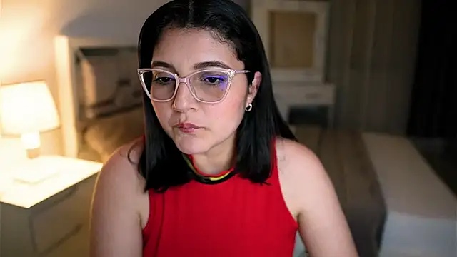 Snapshot of Camilaa_bueno chatting on October 7, 2025, 2:56 am Camilaa bueno online show from October 7, 2025, 2:56 am
