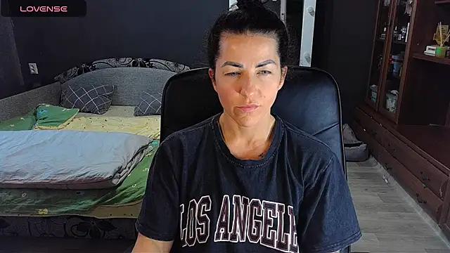 Aria Dl online show from April 18, 2026, 9:33 am