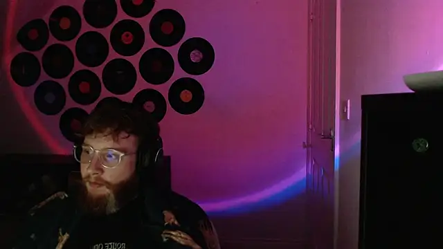 Snapshot of PrettyGinger chatting on December 1, 2025, 6:42 pm PrettyGinger online show from December 1, 2025, 6:42 pm