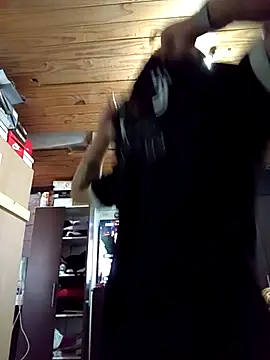 Snapshot of FlacoDani chatting on October 10, 2025, 11:33 am FlacoDani online show from October 10, 2025, 11:33 am