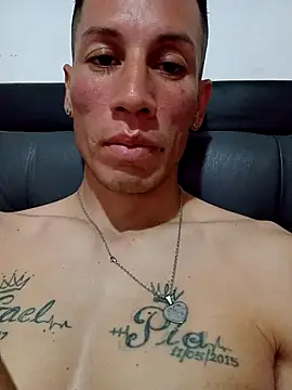 Snapshot of FlacoDani chatting on October 24, 2025, 3:22 pm FlacoDani online show from October 24, 2025, 3:22 pm