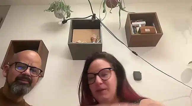 Snapshot of Maca_M2 chatting on January 15, 2025, 3:33 am Maca M2 online show from January 15, 2025, 3:33 am