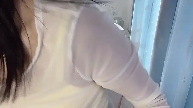 Lena-yyds online show from January 14, 2026, 7:34 am