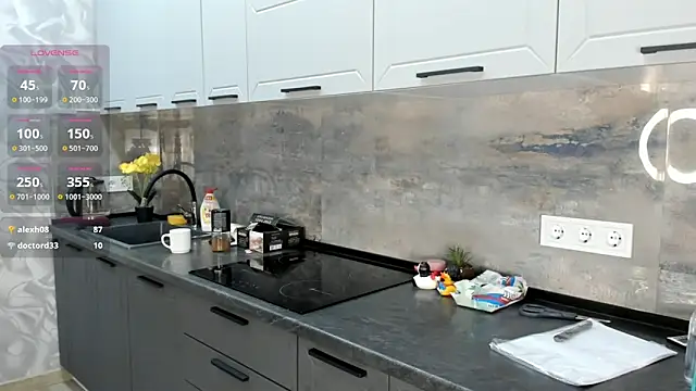 JoanBartram online show from December 23, 2024, 8:46 pm