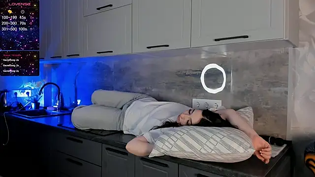 JoanBartram online show from December 30, 2024, 11:17 pm