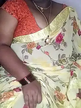 Sexy Radhikaa online show from February 20, 2026, 6:19 am