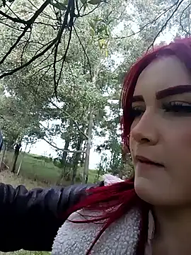 Snapshot of laura_arias018 chatting on October 29, 2025, 8:41 pm laura arias018 online show from October 29, 2025, 8:41 pm