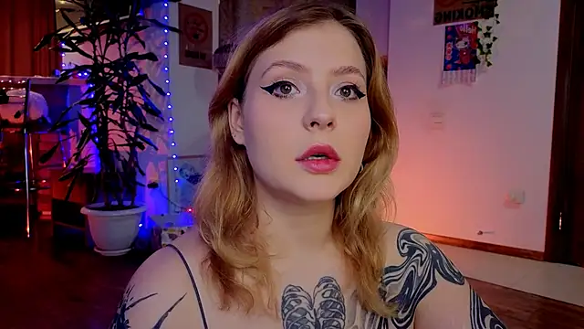 Snapshot of LinaQik chatting on November 2, 2025, 5:29 pm LinaQik online show from November 2, 2025, 5:29 pm