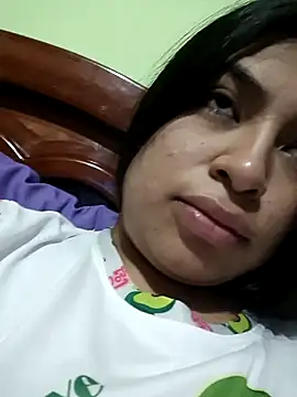 HeleNe22 online show from March 2, 2026, 4:24 am