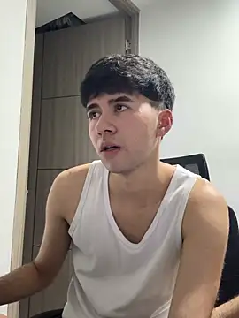 Snapshot of Whike_Dark chatting on February 27, 2026, 11:48 pm Whike Dark online show from February 27, 2026, 11:48 pm