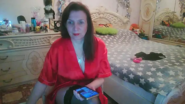 Debra Phoenix online show from June 2, 2026, 10:32 pm