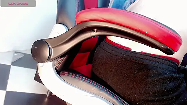 Alessa mullen online show from September 23, 2025, 4:08 am