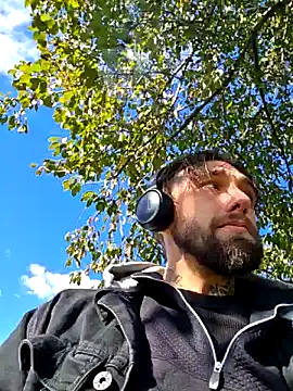 Snapshot of Fuckboy4public chatting on October 28, 2025, 6:40 pm Fuckboy4public online show from October 28, 2025, 6:40 pm