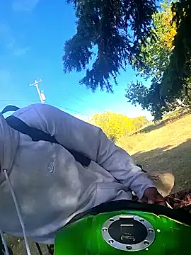 Snapshot of Fuckboy4public chatting on September 23, 2025, 10:17 pm Fuckboy4public online show from September 23, 2025, 10:17 pm