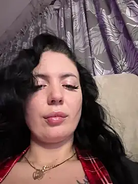 BellaaNoir online show from December 2, 2025, 8:54 pm