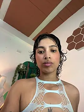 LollaByer online show from February 15, 2026, 9:03 pm