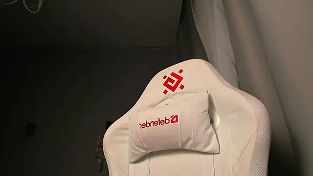 Kleo Godde online show from November 2, 2025, 12:26 am