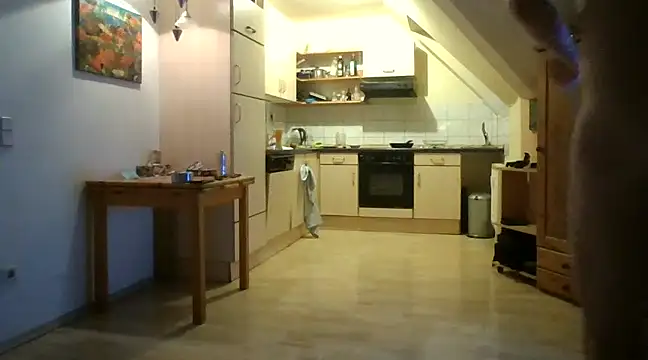 nacktchiller1076 online show from February 6, 2025, 3:06 am