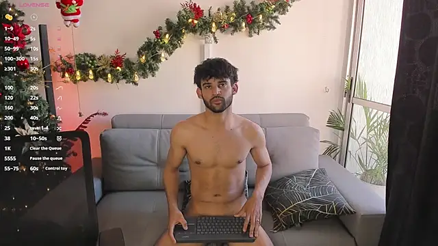 Snapshot of andrewChris_ chatting on December 9, 2024, 8:54 pm andrewChris  online show from December 9, 2024, 8:54 pm