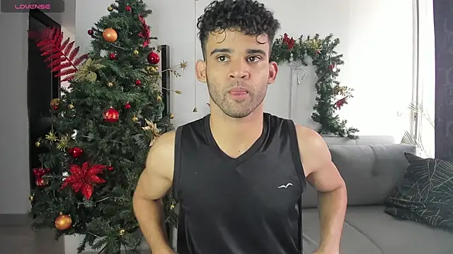 Snapshot of andrewChris_ chatting on December 26, 2024, 4:04 pm andrewChris  online show from December 26, 2024, 4:04 pm